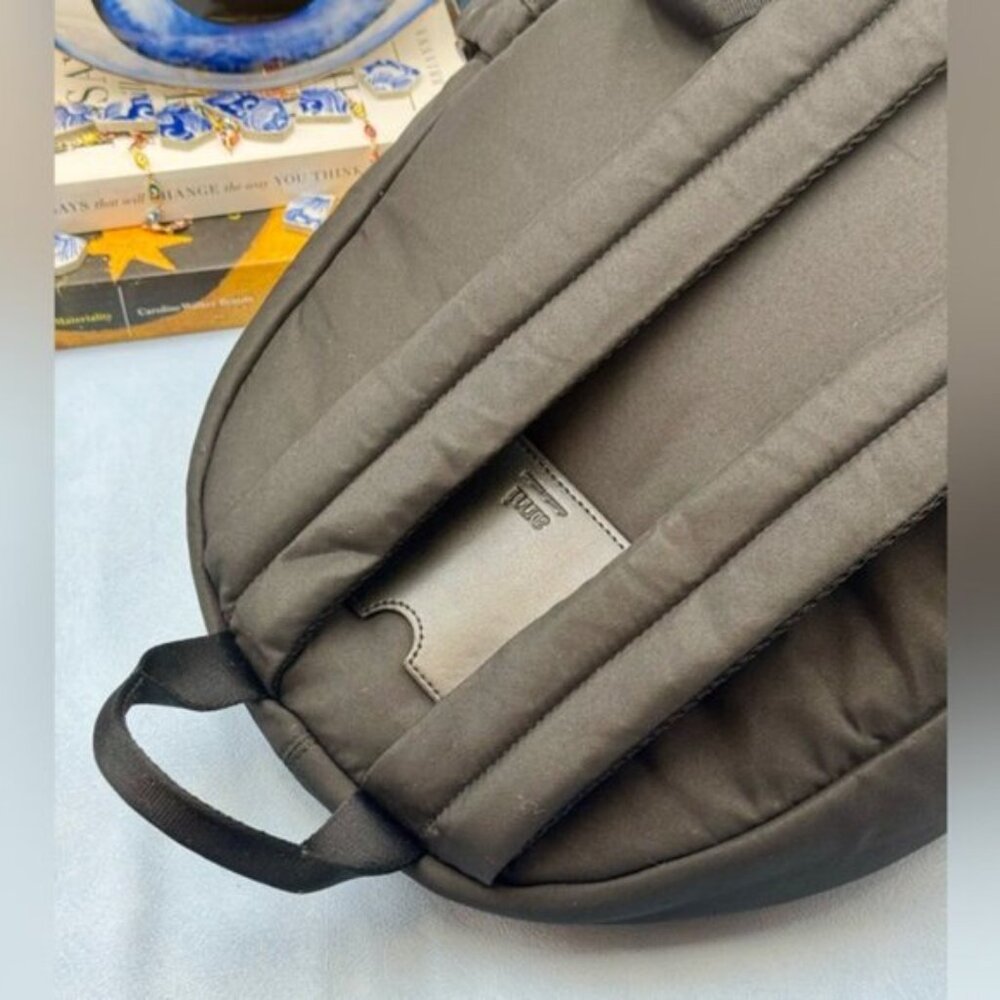 🆕 AMI PARIS 🧿 NWOT Black Ami De Coeur Nylon & Leather Backpack - Picture 6 of 16